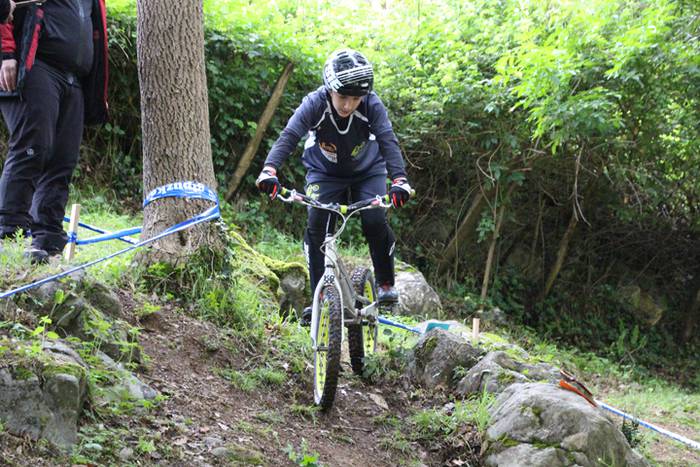 Oreka landuz, bi gurpilen ga 23 1525011727967