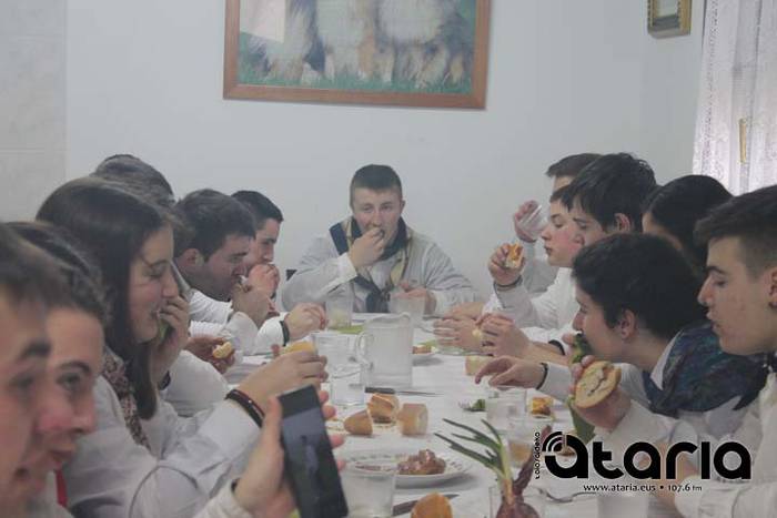 Talaiak tanten azpian ere da 41 1518354072261