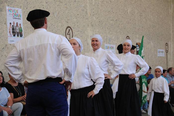 Bedaioko ingurutxoa ezin falta festetan 24 1473618809389