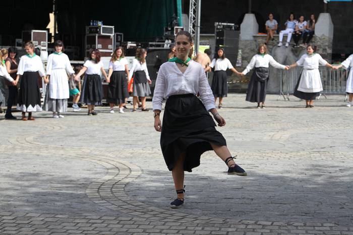 Gaztetxo, gazte eta bikoteen eguna 39 1474724203455