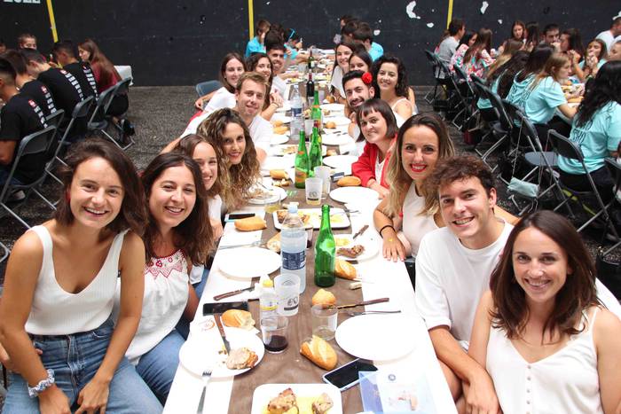 Amezketako festetako Kuadril 16 1661534982049