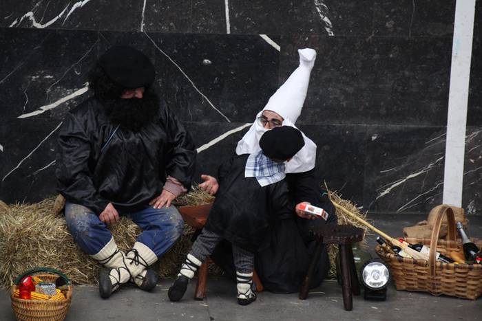 Menditik jaitsi da Olentzero 64 1482586748435