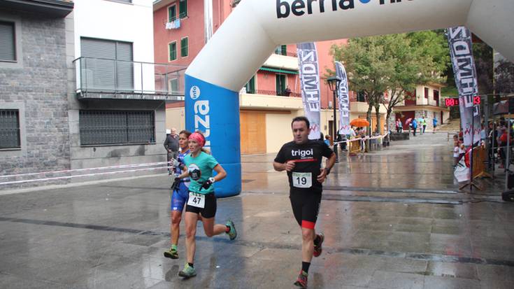 Alain Santamaria eta Zuriñe Frutos, irabazle Ibarrako Mendi Duatloian