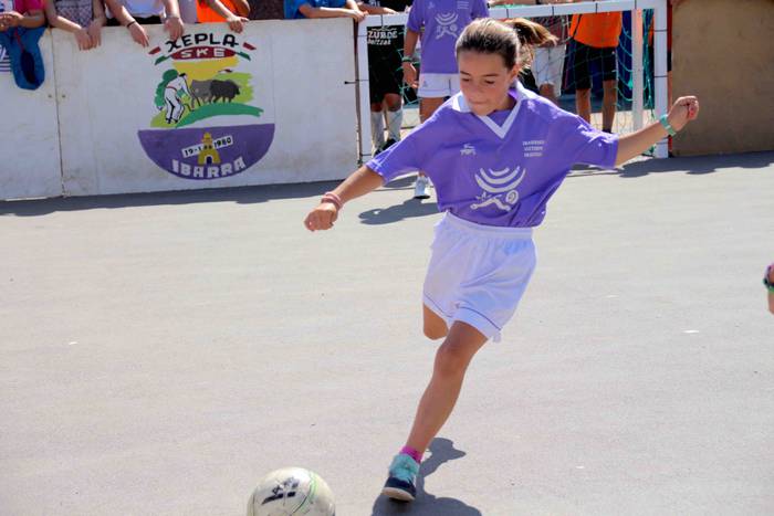 Kirol pixka bat, festan bete 47 1566471437130