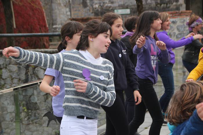 Altzo Martxo Morea flashmoba 9 1520709277495