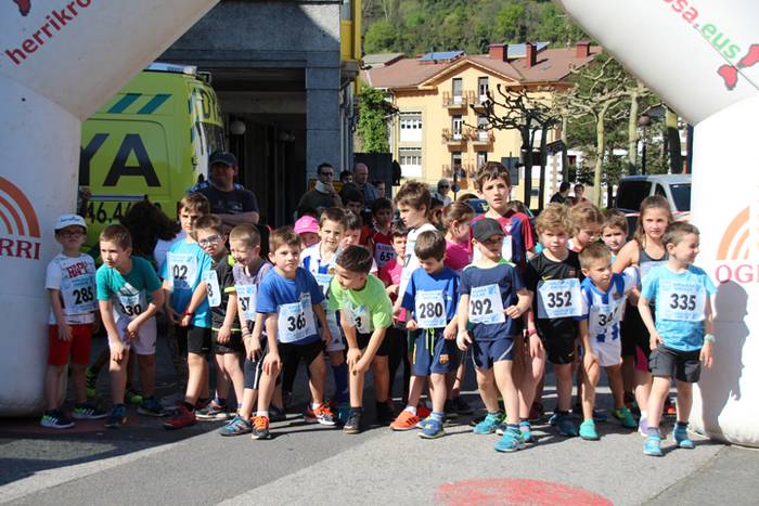 Haur, gazte eta heldu krosea 30 1491741967094