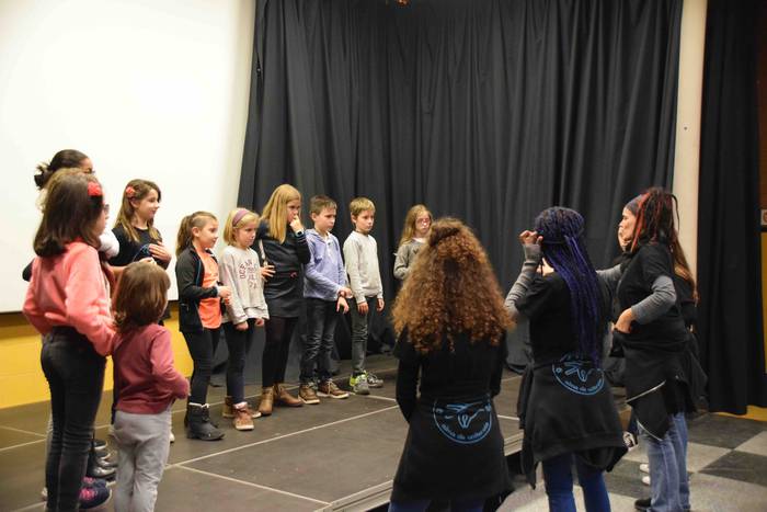 Zeinu dantza tailerra, haurr 2 1573917190361