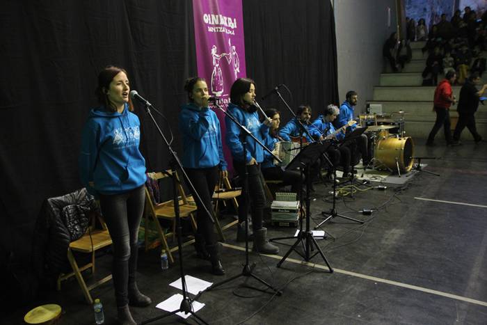 Oinkari Dantza Astea dantza gidatua 8 1479583235746