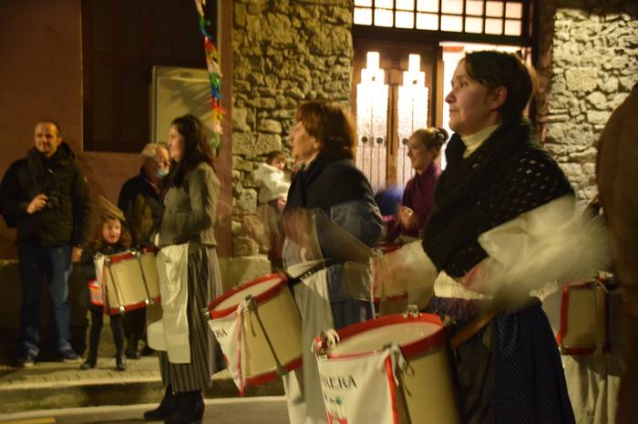 Emakumeen burrunba inauteri  6 1645822817904