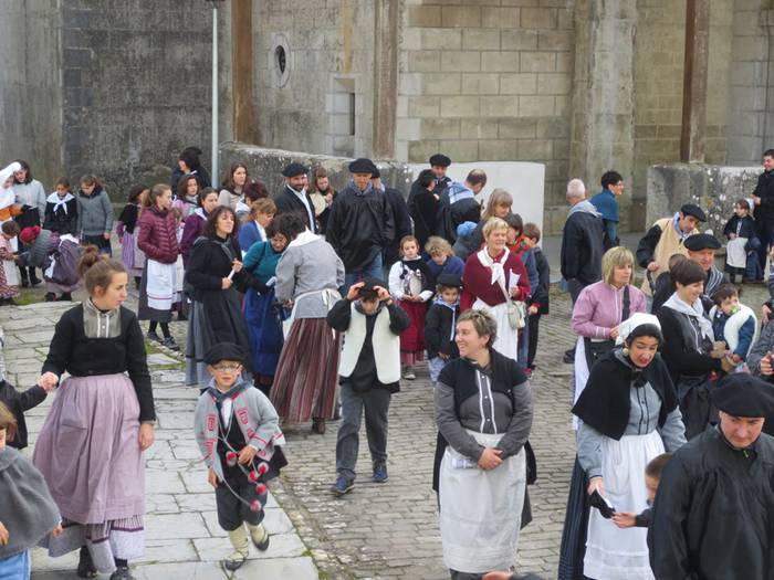 Gabon eskea eta olentzero 2015 9 1450964168145