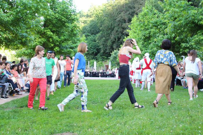 Festa hizki larriz 254 1529876153466