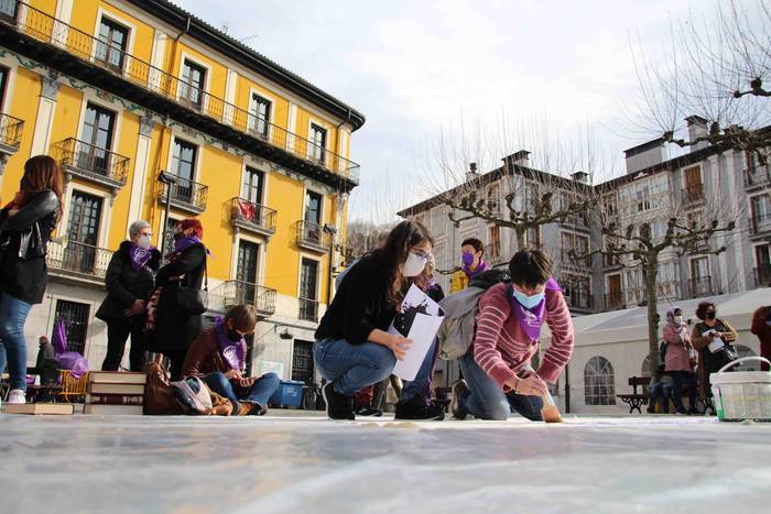 Emakumeen Mundu Martxa eskua 6 1613827673046