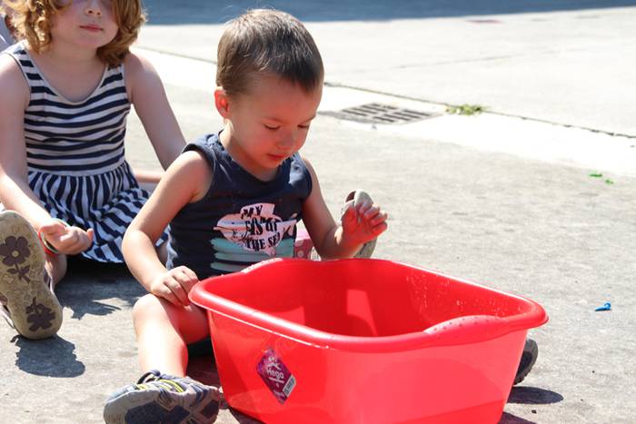 Festak hastearekin batera, j 18 1502727333364