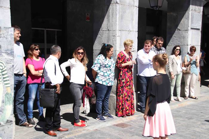 Senidetze Eguna Segundo Mont 2 1559413892963