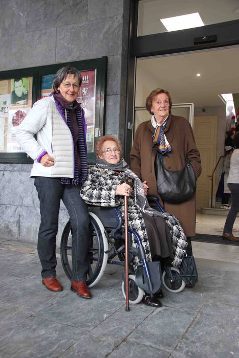 Lehen zinegotzi emakumeei om 3 1552136920335