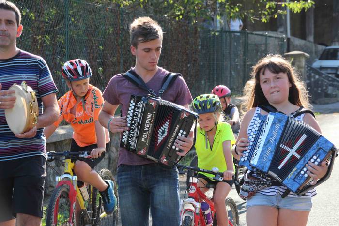 Albiztur festak 2018 txupina 8 1534013256491