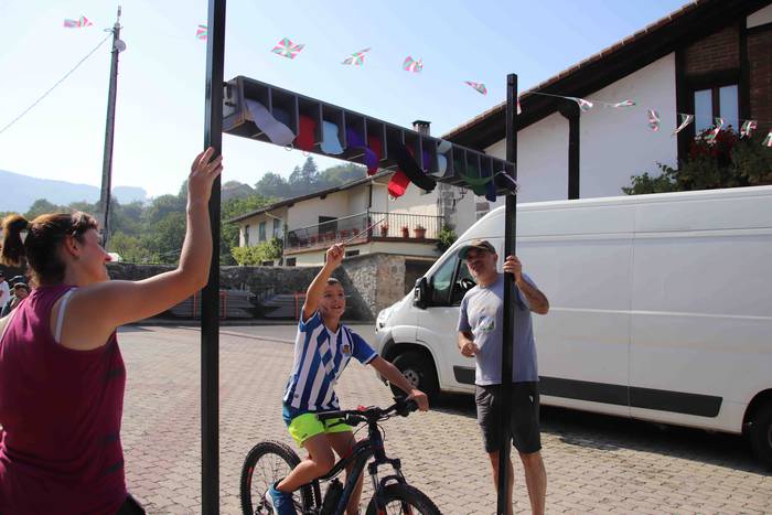 Goiazko festak. Ume jolasak. 73 1660322730097