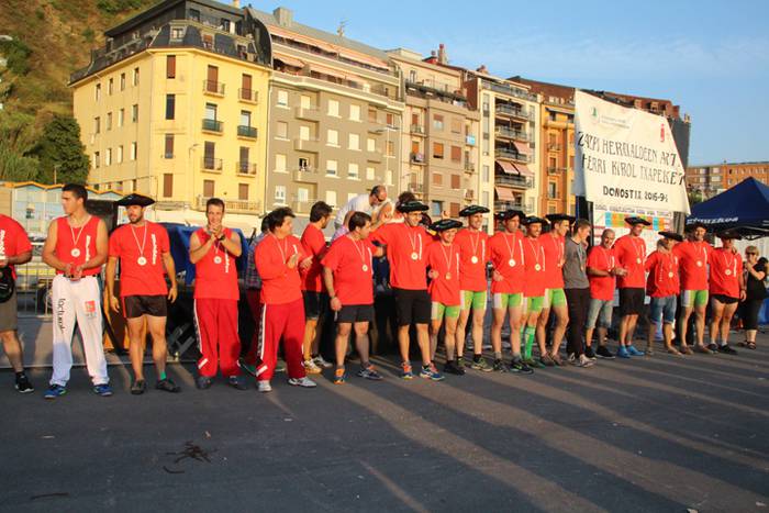 Txapel berdinduena, gipuzkoarren buruan 111 1473086027117