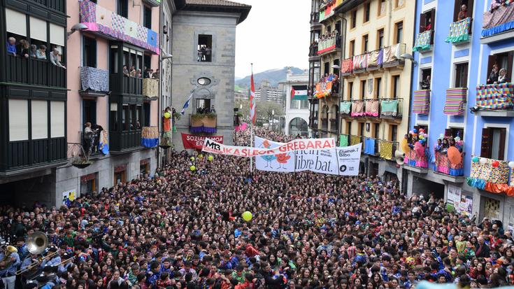 Inauteriak antolatzen hasteko lehen bilera, asteazkenean