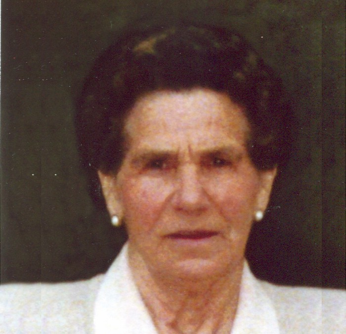 Dolores Artola Artola (Istilleta-Lizartza)