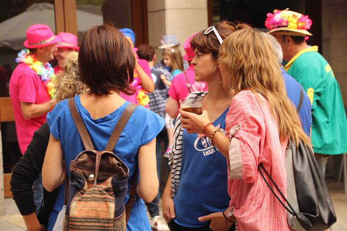 Kalean gora eta behera, kuad 7 1564506788408