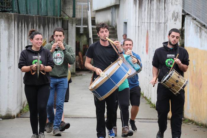 Azken Muga Zaratetik, Betelura 1 1471706347087