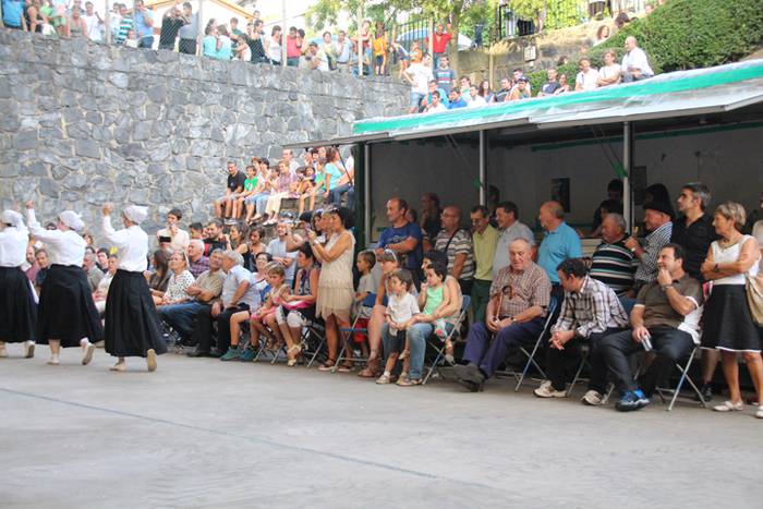 Bedaioko ingurutxoa ezin falta festetan 32 1473618875177