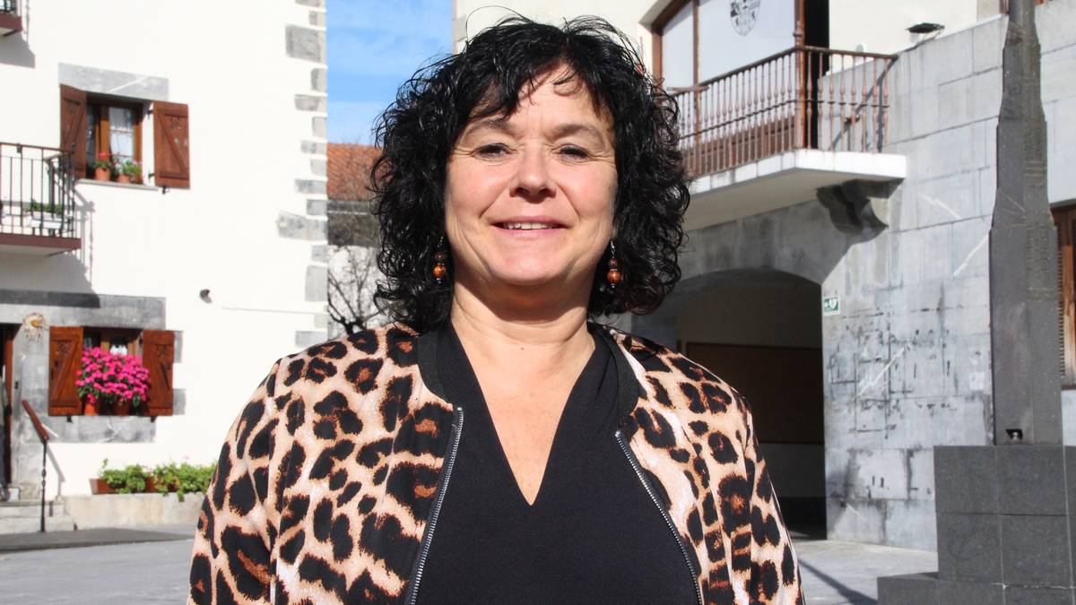 «Datuak puztuta daude, industriaguneagatik»