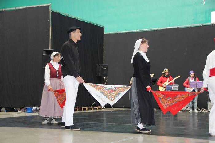 Lizartzako inauteriak 2016 antzerkia 28 1453571686176