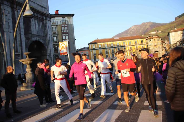 Uzturreko gurutzea lapurtu z 103 1577813967583