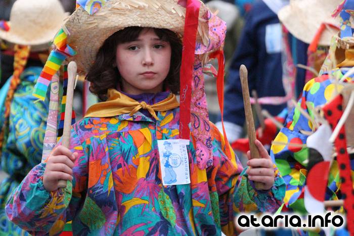 Zaldunita bezperako haur danborrada 162 1454785388187