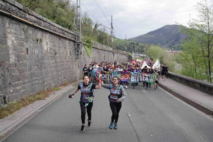 22. Korrika, furgonetatik, T 49 1649420187008