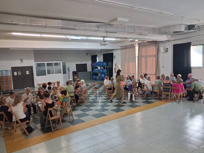 Hirugarren adinekoentzako zentroa eskatu dute alegiarrek