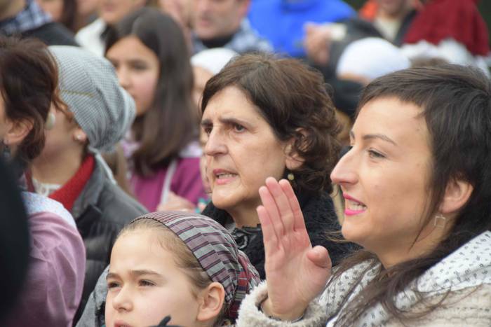 Ibarrako Uzturpe ikastolakoak gabon eskean 50 1545653486058