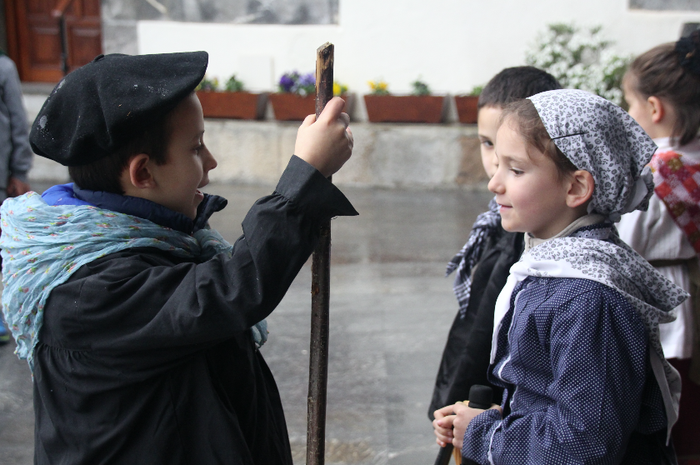 Etxe guztiak kantuz poztekoa 20 1486223366380