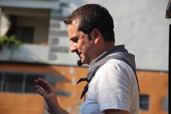 Bero sargoria, sagardoz bust 42 1532981965495