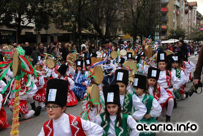 Zaldunita bezperako haur danborrada 71 1454785355324