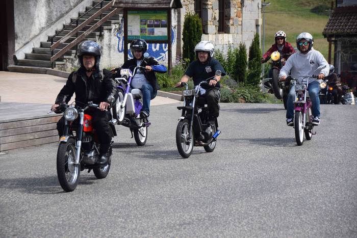 Motor eta errugbi zaleen bil 163 1535806249259