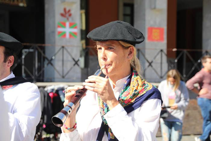 Lurraren zaindari direnen er 51 1507466321863