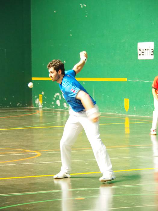 Oinatz Bengoetxea, alegia, 2 13 1649064040963