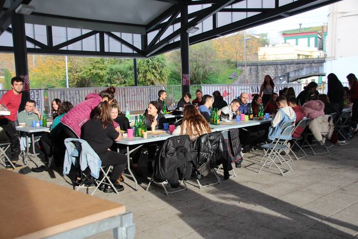 Giro onean doa Aiztondoko Gazte Eguna