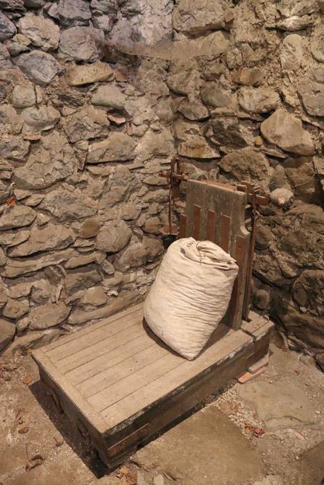 Amezketa, argi ezkutuaren bi 45 1595176163201