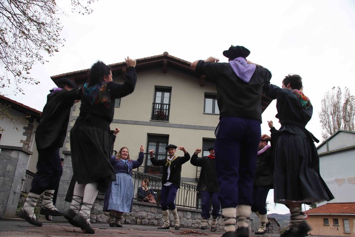 Amasarrak gaztetzen dituen eguna - 34