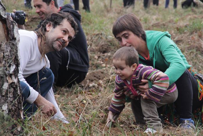 Eskola txikiak eta ner group 74 1447508290336