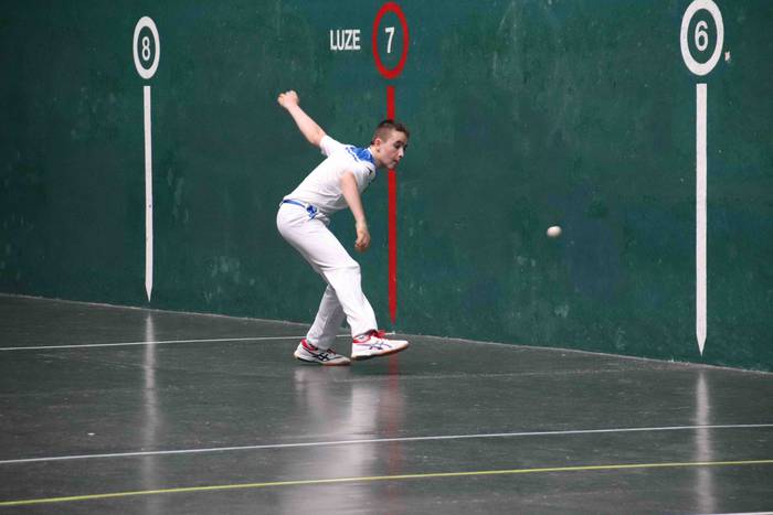 Gipuzkoa lau eta erdiko txap 12 1561377796660