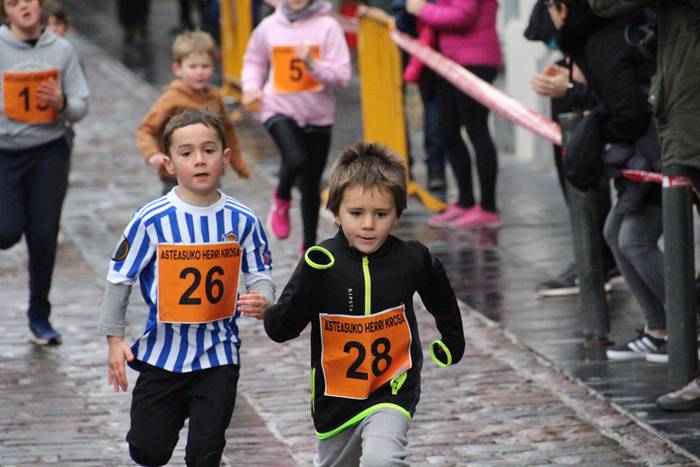 Hirugarrenez, elkartasuna El 16 1515333932591