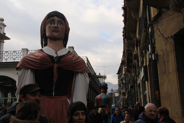 Babarrunaren aitzakian, Eusk 14 1511017386629