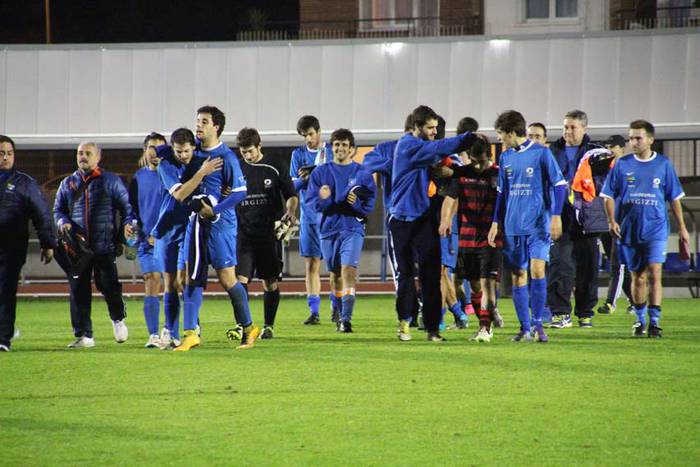 Tolosa CF vs mutriku 2015 37 1448903971148