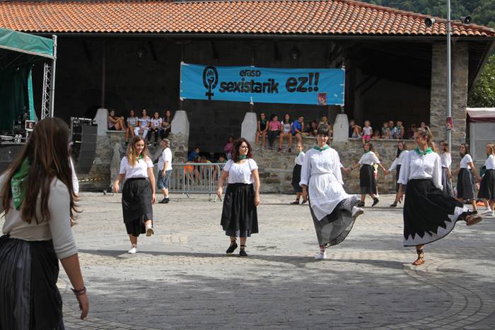 Gaztetxo, gazte eta bikoteen eguna 45 1474724253507