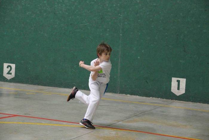 Hasi da V. Ataria Pilota Txa 41 1556962369371